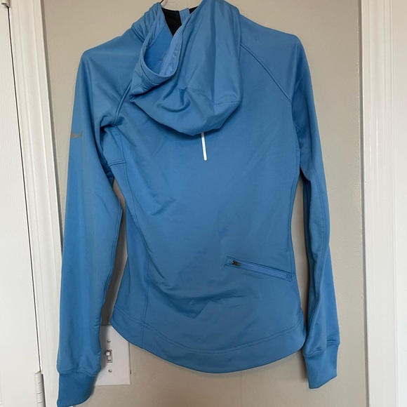 Blue Nike winter running jacket - Picture 7 of 10